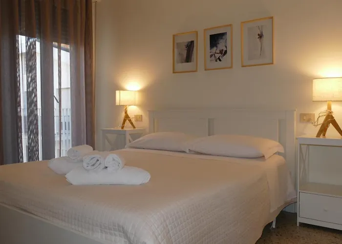 Hotel Spring
