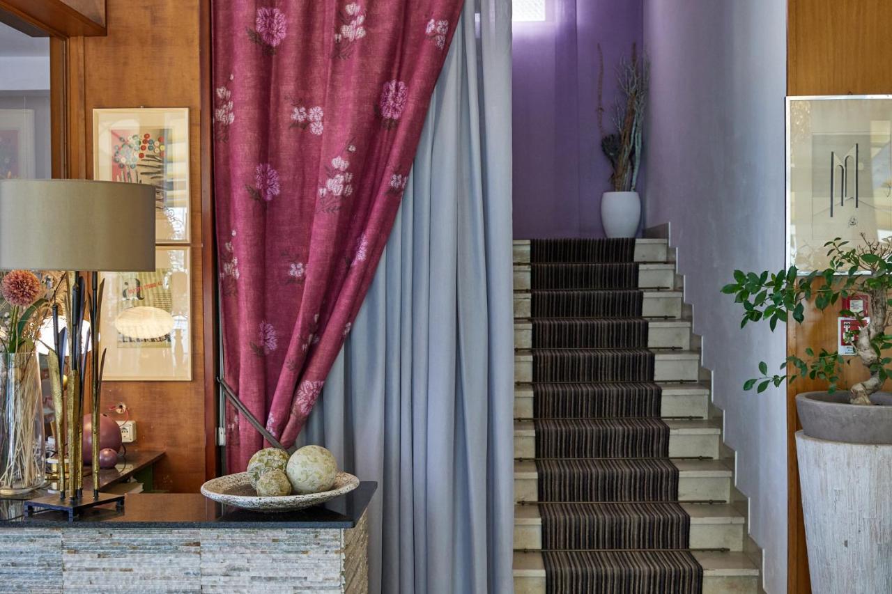 Spring Hotel 3*