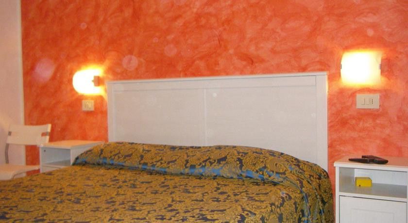 Spring Hotel 3*