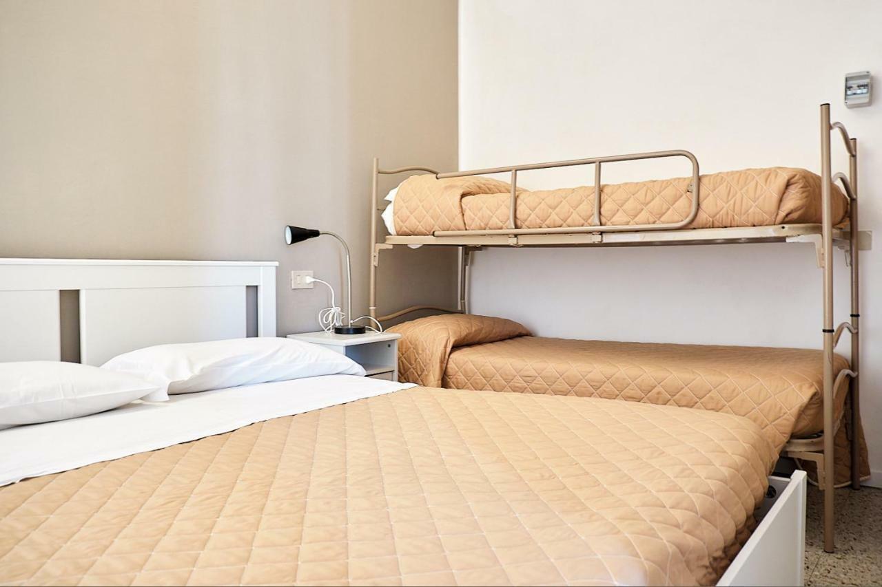 Hotel Spring